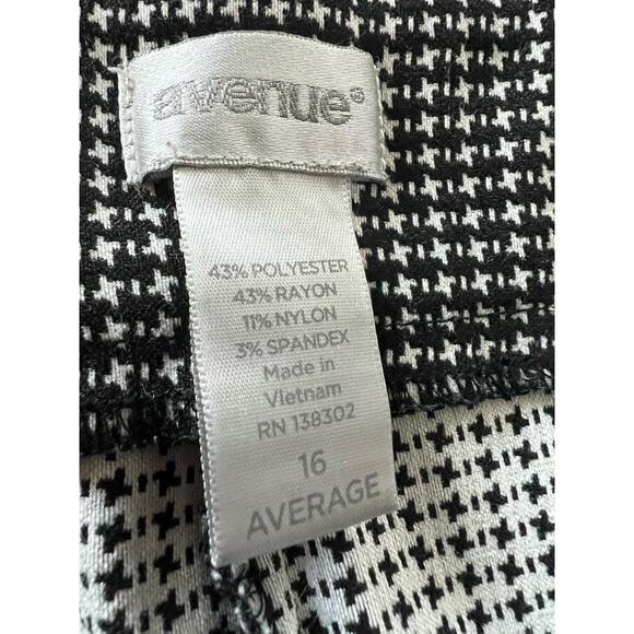 Avenue Black White Diamond Straight Leg Front Pockets Pull On Stretch Pants 16 - Picture 6 of 7